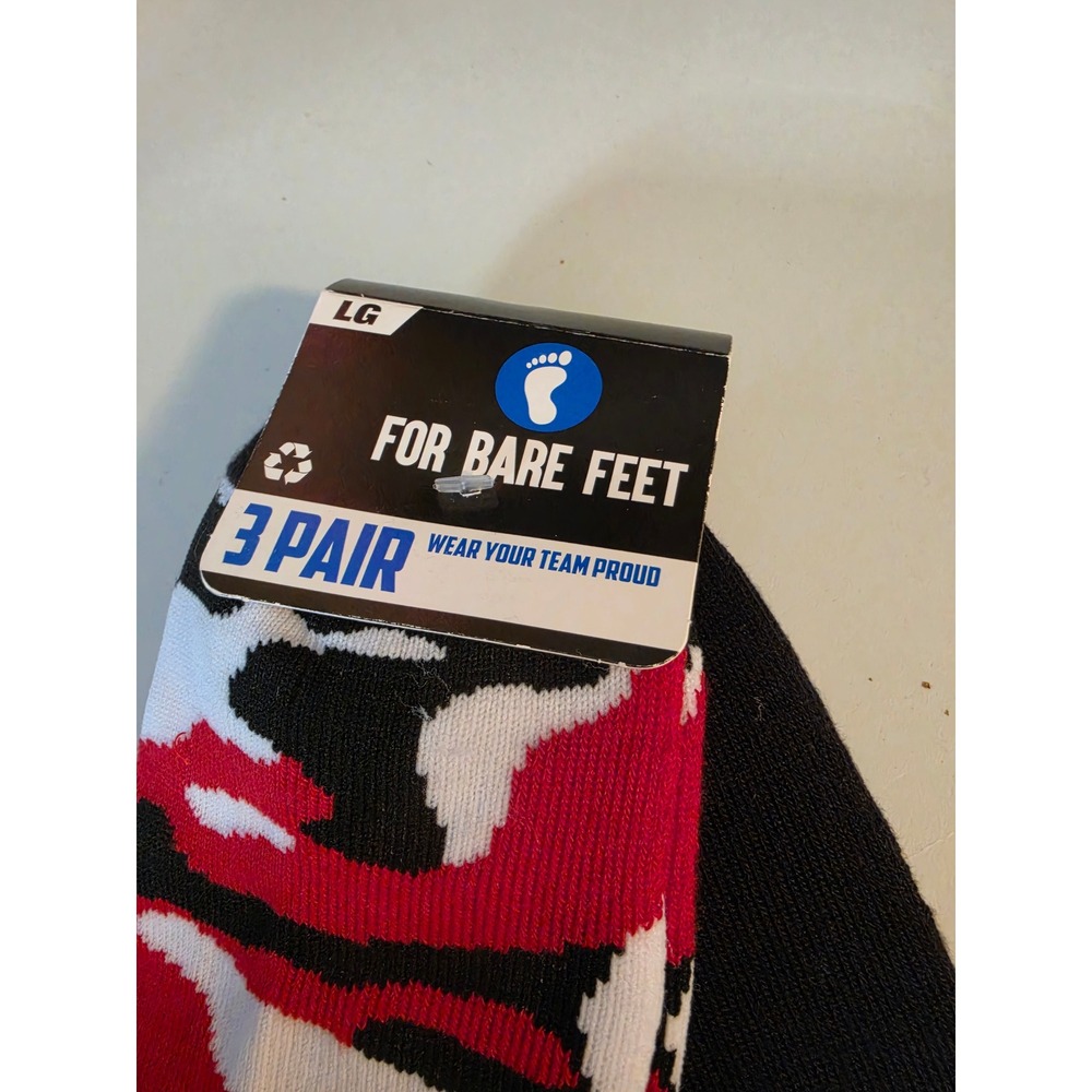 For Bare Feet Chicago Blackhawks NHL Socks 3 Pair Pack Camo Boom Red Black LG